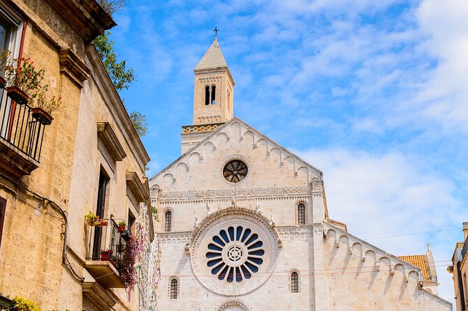 Bari: Street Food Walking Tour with a Local Guide - What you really get for $40: value you can feel