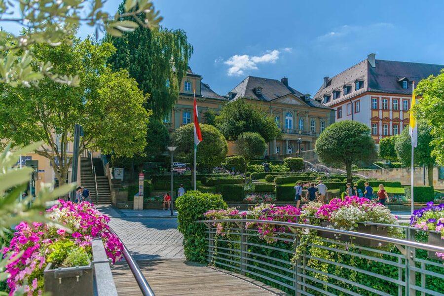 Bayreuth: German City Walking Tour (Tourist Info) - Wilhelmine’s world: New Palace, court gardens, and why you should look up