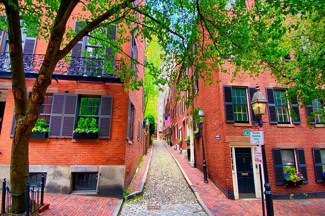 Beacon Hill Boston History + Photo Walking Tour (SMALL Group) - Getting ready: meeting point, pace, and what to pack
