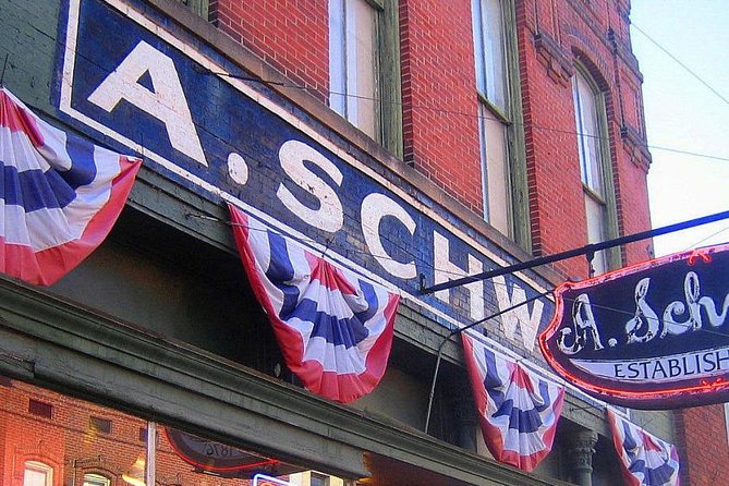 Beale Street Guided Walking Tour - The 0.5 Mile Walk: Easy Distance, Real Street Conditions