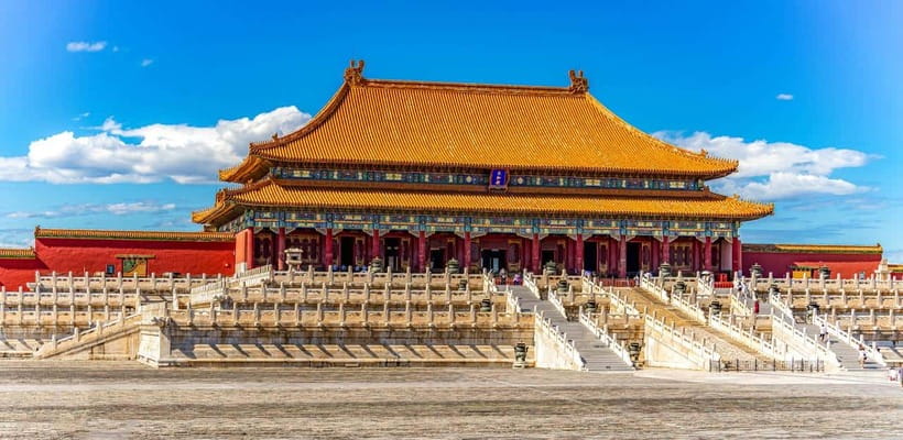 Beijing: Forbidden City and Tian’anmen Square Waking Tour - What the walk rhythm feels like: metro, shoes, and photo stops