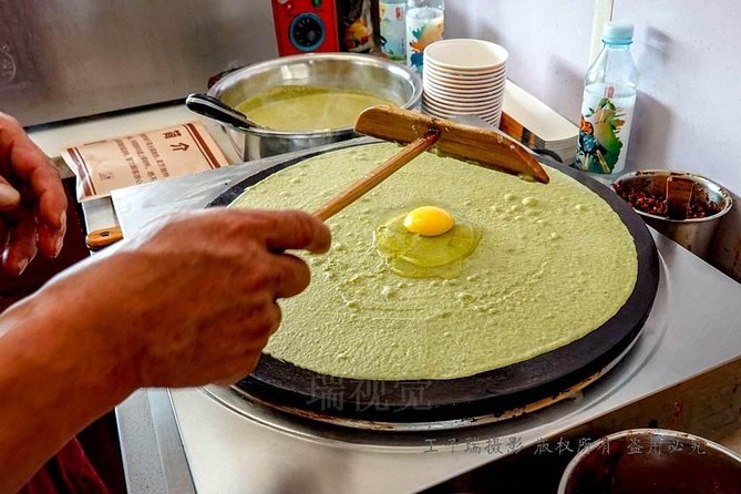 Beijing Private Hutong Food Walking Tour - Meeting Owners and Learning How Chinese Eating Works