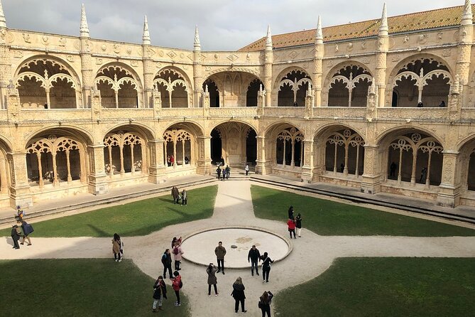 Belem and Jeronimos Monastery Guided Small Group Walking Tour - Your exact walking route: from Afonso de Albuquerque Square to the Monument to the Discoveries