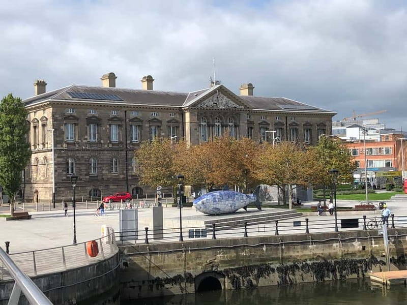 Belfast: Best of Belfast History, Culture & Art Walking Tour - Irish trad sessions and punk’s role: local culture explained the Belfast way