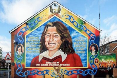 Belfast Political Tour-Conflicting Stories Walking Tour - Falls Road Stops: Bobby Sands, International Wall, and Memorial Gardens