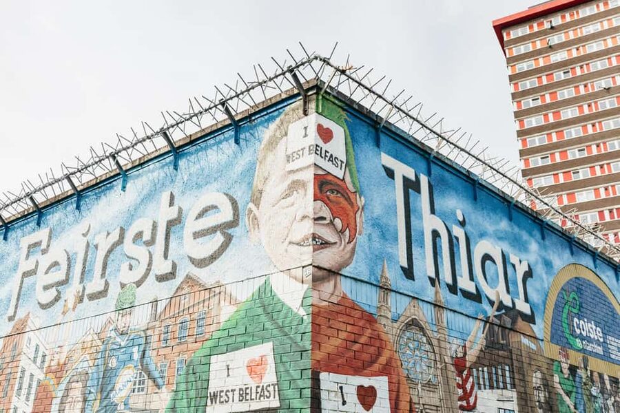 Belfast: The Troubles Walls & Bridges Guided Walking Tour - Key things that make this tour worth your time