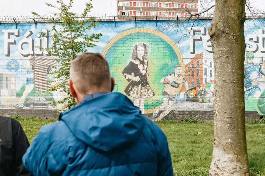 Belfast: The Troubles Walls & Bridges Guided Walking Tour - Peace Walls: the murals, the barriers, and why they remain