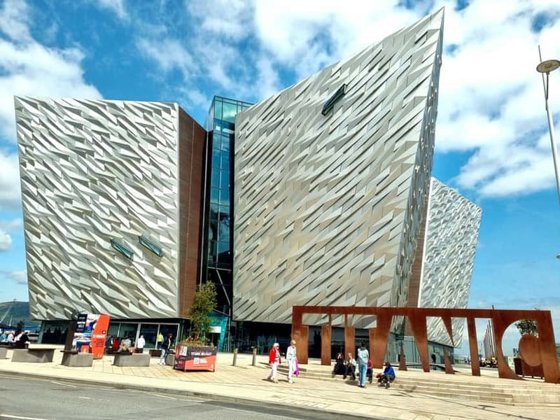 Belfast Walking Tour with a Local – History & Craic - Key Stops You’ll See (and Why They Matter)