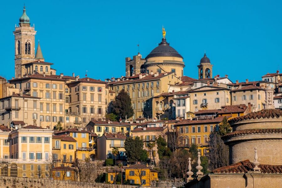 Bergamo: Digital Guide made by a Local for your walking tour - Practical Tips: Smartphone, Internet, and Getting Around Smoothly