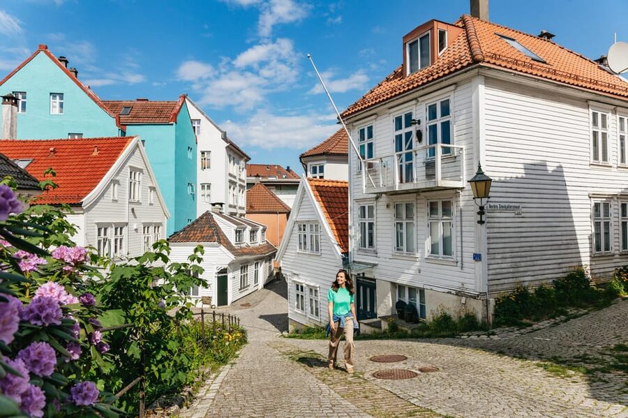 Bergen: Past & Present Small Group Guided Walking Tour - Key Things That Make This Bergen Tour Worth Your Time