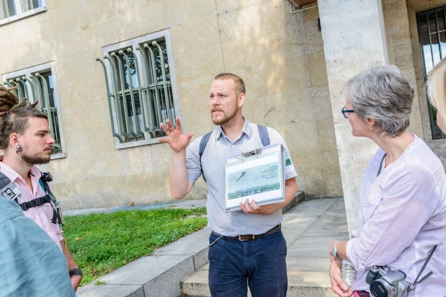 Berlin: 2.5-Hour Walking Tour through Kreuzberg 61 - Riehmers Hofgarten: a quieter pause inside the neighborhood