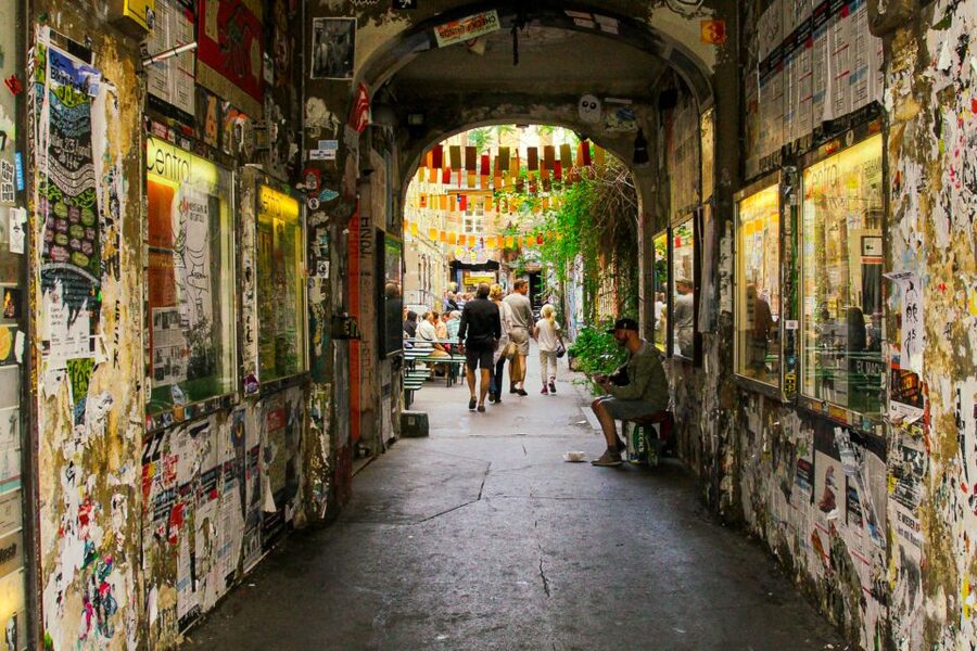 Berlin: Alternative Berlin Walking Tour - Kreuzberg’s multicultural blocks: Turkish neighborhoods, African and former Jewish communities