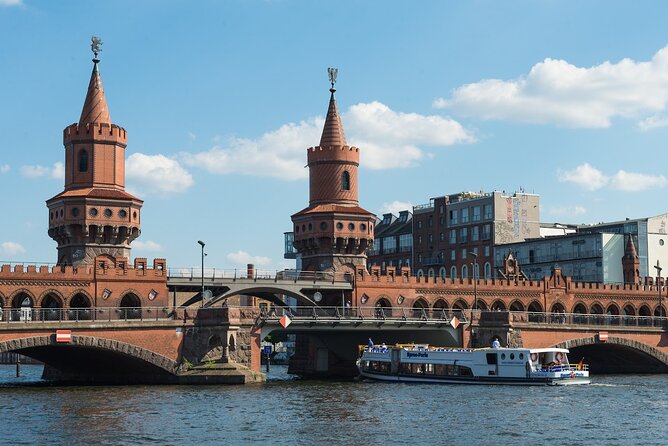 Berlin Center Food Tour with 8+ Authentic Local Tastings - How to get the most out of it (without overstuffing yourself)