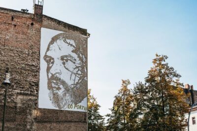 Berlin: Gay Berlin Out in Schöneberg Walking Tour - The 2.5-hour format: how to make the most of it