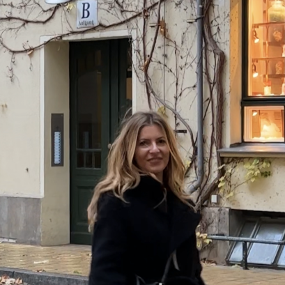 Berlin: Hidden Backyards Guided Walking Tour - Spandauer Vorstadt and the Jewish-Led Story Around the New Synagogue