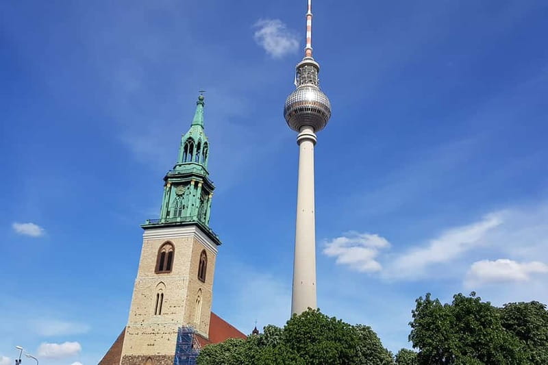 Berlin: Historic Center Walking Tour with a Real Berliner - Berlin Cathedral, Humboldt University, and the Prussia-to-present thread