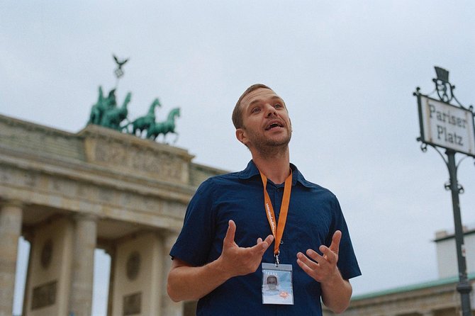Berlin History Walking Tour with a French-Speaking Guide - The Führerbunker Site: Heavy Ground, Guided Context