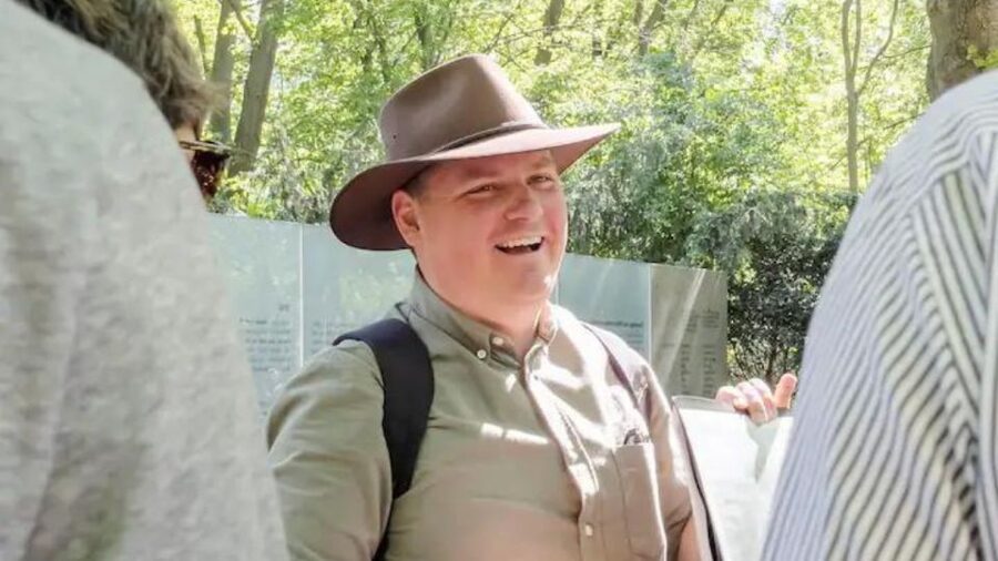 Berlin: Hitler's Berlin The Rise & Fall Guided Walking Tour - Tiergarten’s Soviet memorial: seeing the end of the war