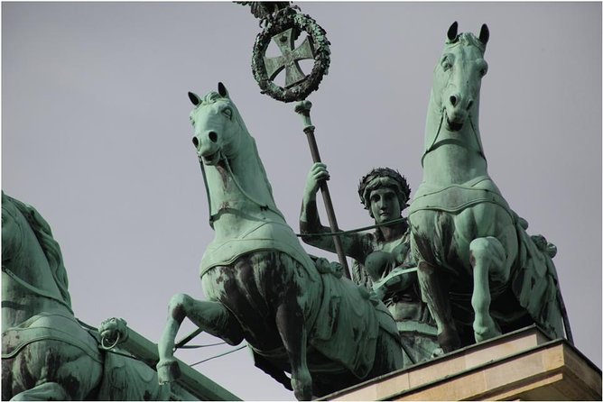 Berlin Private Half-Day Walking Tour: Discover the German Capital’s History - Staatsoper and the Reichstag: when performance becomes politics