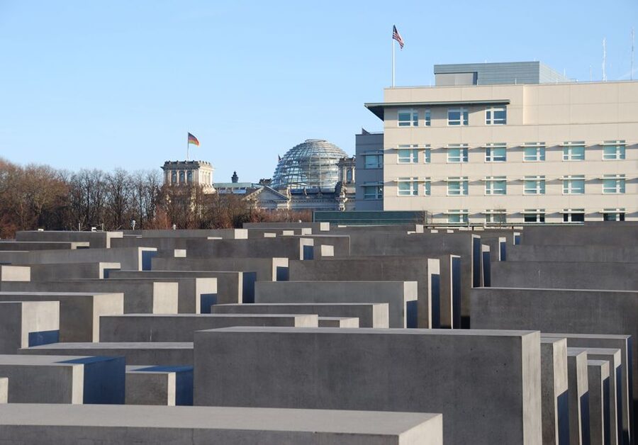Berlin: The Time of National Socialism Walking Tour - Holocaust Memorial: the walk turns from power to loss