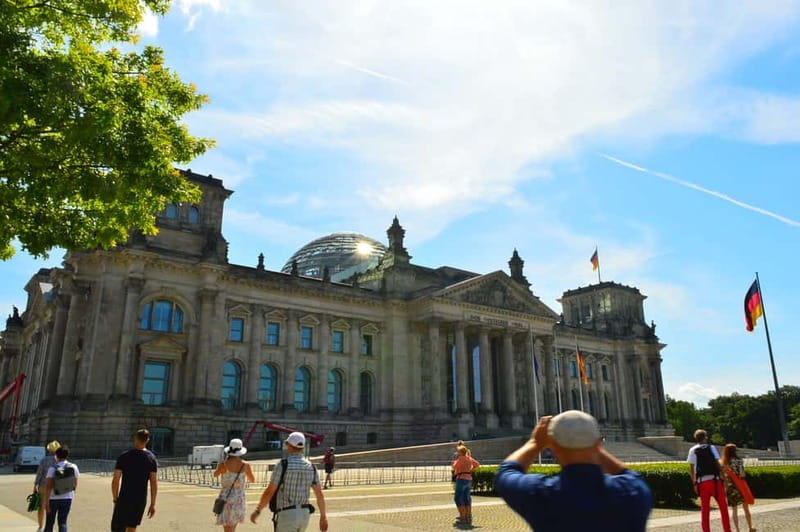 Berlin: Third Reich, Hitler, and WWII Walking Tour - The Führer Bunker area and Hitler’s last act: history with difficult detail