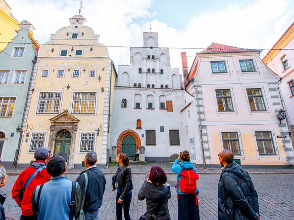Best of Riga Walking Tour - Highlights and Hidden Gems - Starting With Art Nouveau Riga: Symbols on the Facades