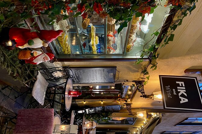 Best of Stockholm Walking Tour-3 Hours, Small Group max 10 people - St. George and the dragon: Stockholm’s legend you’ll keep seeing