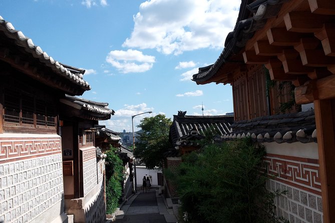 Best Walking Tour to Gyeongbok Palace Bukchon Hanok Village - Royal Seoul in Three Hours: Gyeongbokgung to Bukchon
