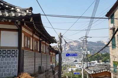 Best Walking Tour to Gyeongbok Palace Bukchon Hanok Village - Meeting at Taepyeongno and the King Sejong setup