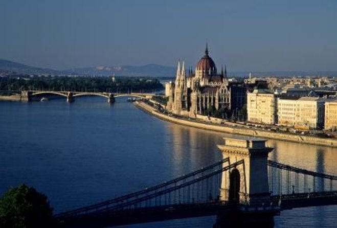 Big Bus Budapest Hop-On Hop-Off Bus and Walking Tour - Key things to know before you ride