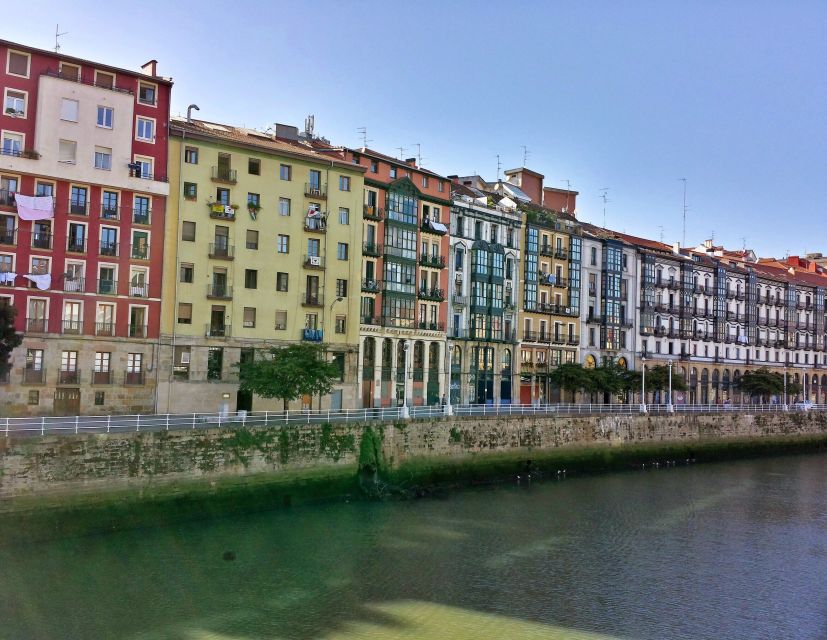 Bilbao: Private Walking Tour with a Local - Photo Stops and Scenic Views: When It’s More Than Just a Snapshot