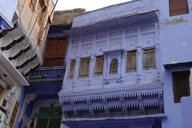 Blue City Heritage Private Walking Tour With Pickup and Drop-Off - Entering Jodhpur’s Blue City on Foot (Not Just From a Photo)