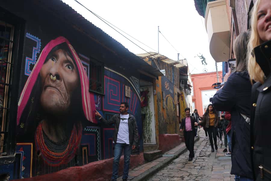 Bogotá: Guided La Candelaria Walking Tour - $16 Value: What You Get for the Money
