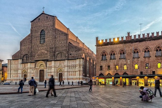Bologna City Walking Tour - Key things to notice before you go