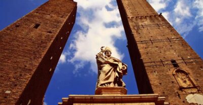 Bologna: Guided Walking Tour - Why Bologna gets called La Dotta, La Grassa, and La Rossa