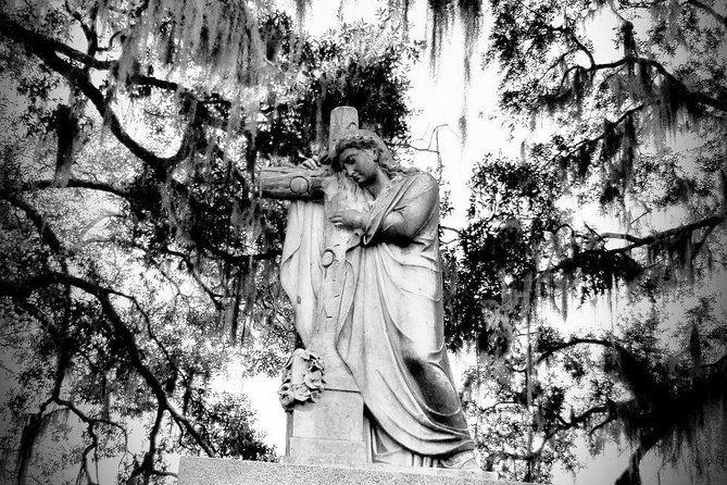 Bonaventure Cemetery Walking Tour with Transportation - Price and Value: Is $48 a Good Deal for Bonaventure?