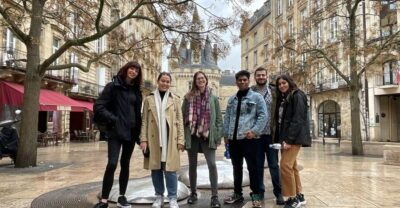 Bordeaux: City Highlights Guided Walking Tour - Meeting at Place Pey Berland and finding your guide