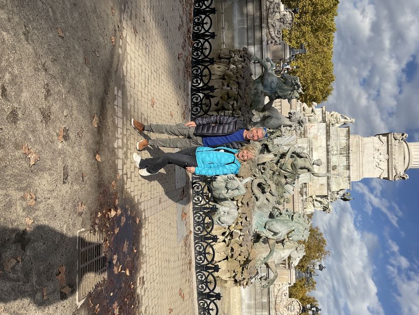 Bordeaux: City Highlights Guided Walking Tour - Porte Cailhau: medieval Bordeaux you can almost hear
