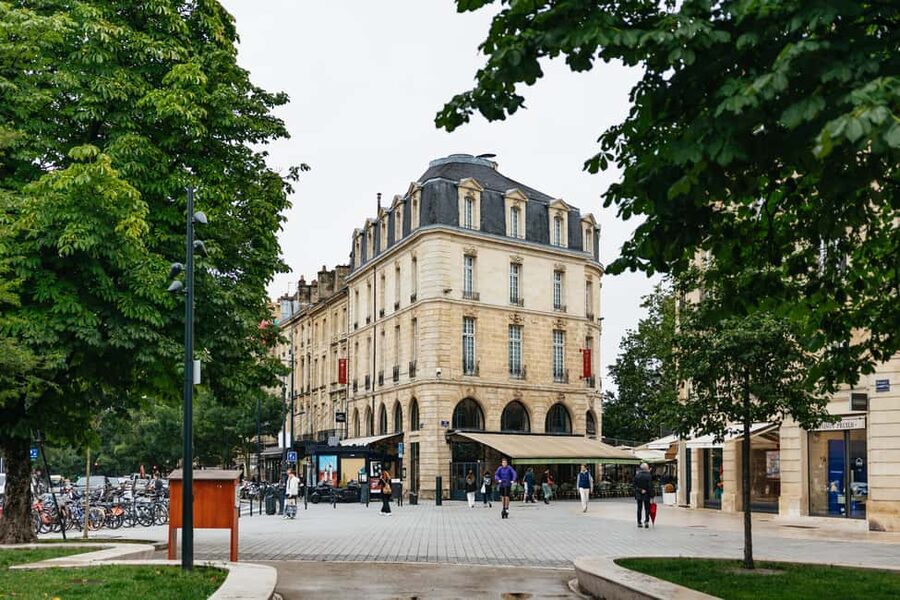Bordeaux: Mystery and Myths Walking Tour - Key takeaways before you go