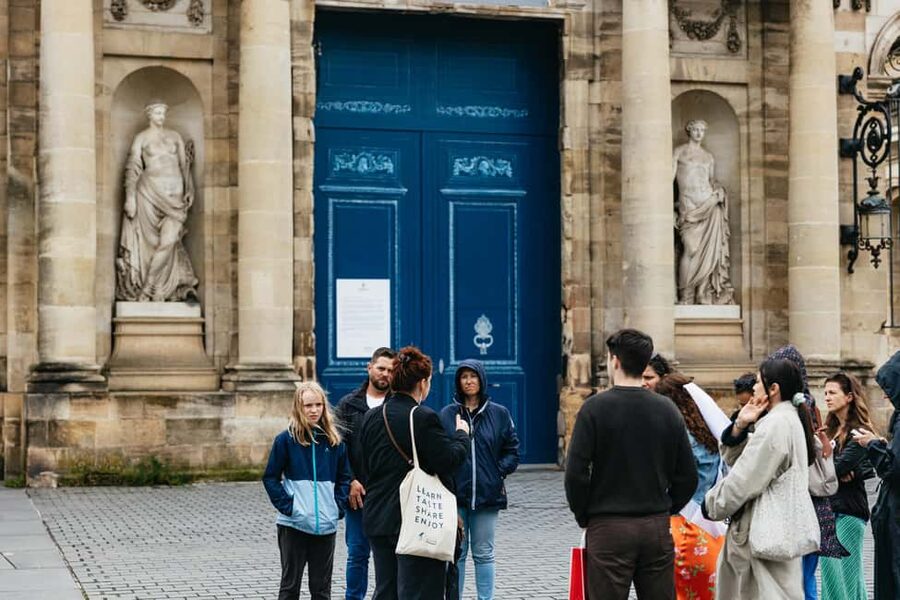 Bordeaux: Mystery and Myths Walking Tour - Starting at Basilique Saint Seurin: setting the eerie tone