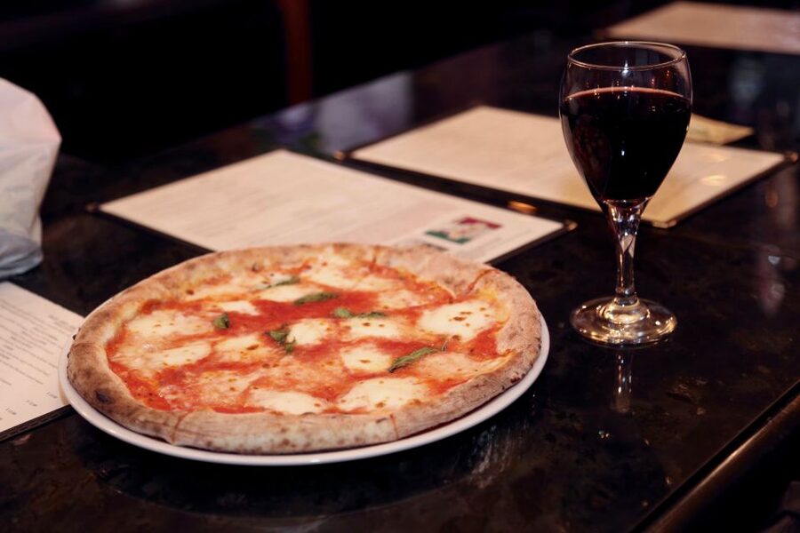 Boston: North End Pizza Walking Tour with 3 Slices & Cannoli - Freedom Trail stops: Old North Church, Paul Revere House, and Bunker Hill Monument