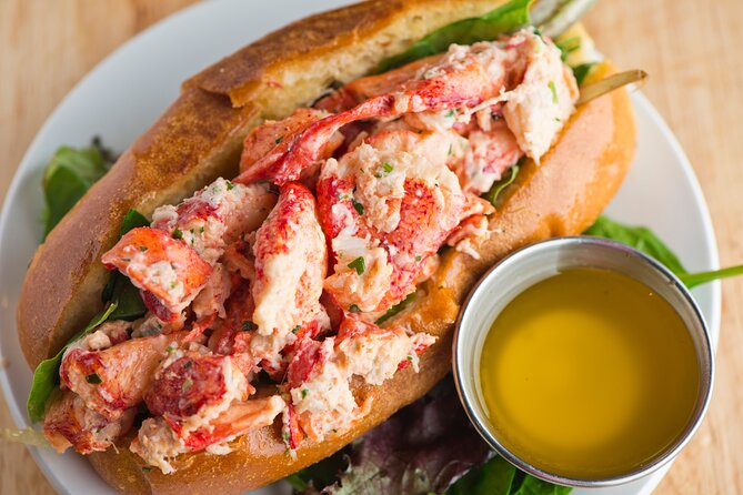 Boston Seafood Lovers Food and History Walking Tour - Stop-by-stop route: what you’re doing and what to notice