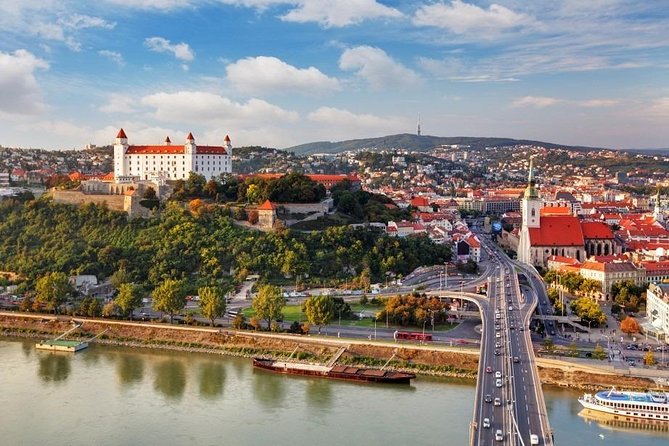Bratislava walk tour with bonuses and castle 3€ + Tip, kids free - The guides make the tour feel personal (Pares, Samuel, Paras, Ruger, Gabriel)