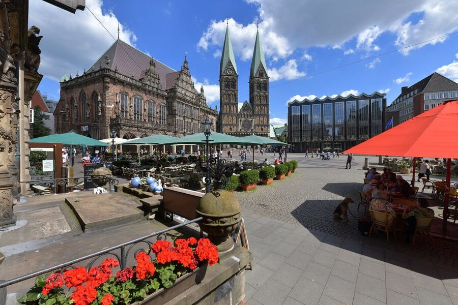 Bremen: City Center Guided Walking Tour - St. Petri Cathedral: A Stop That Changes the Tone