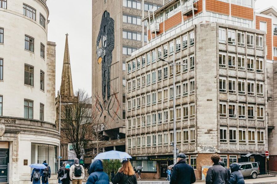 Bristol: Blackbeard to Banksy Guided Walking Tour - Markets and mural spotting: Nelson Street and St Nicholas Market