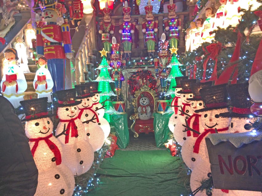 Brooklyn: Dyker Heights Christmas Walking Tour - Dyker Heights Christmas Lights: Why This Brooklyn Neighborhood Gets Competitive