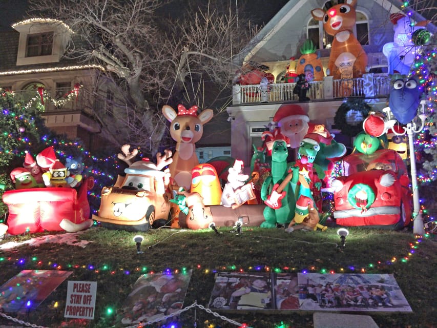Brooklyn: Dyker Heights Christmas Walking Tour - Price and Time: Is $21 Worth 90 Minutes of Christmas Lights?