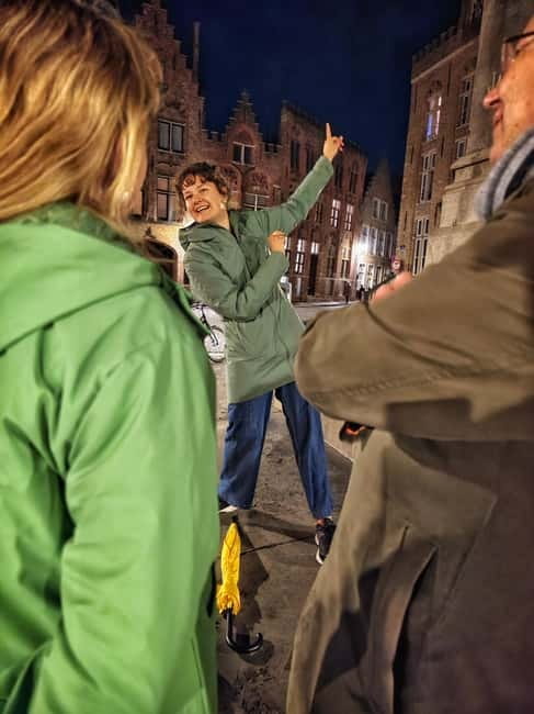 Bruges: Nightly Tales and Untold History Walking Tour - Markt and the world’s first stock exchange context