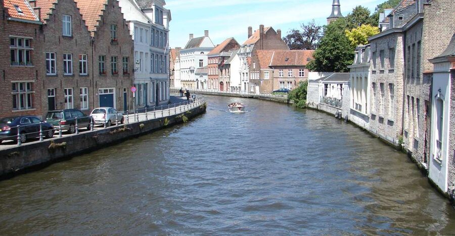 Bruges Private 2-Hour Walking Tour - Starting at ’t Zand and the Market Square approach