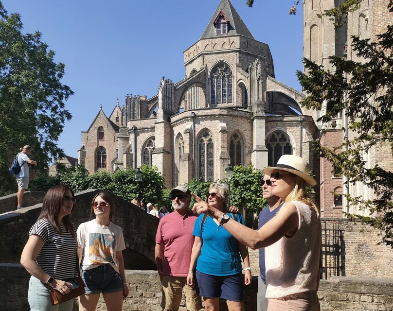 Bruges: Small Group Boat Cruise and Guided Walking Tour - Rosary Quay Chocolate Stop: Small Time, Big Flavor Variety